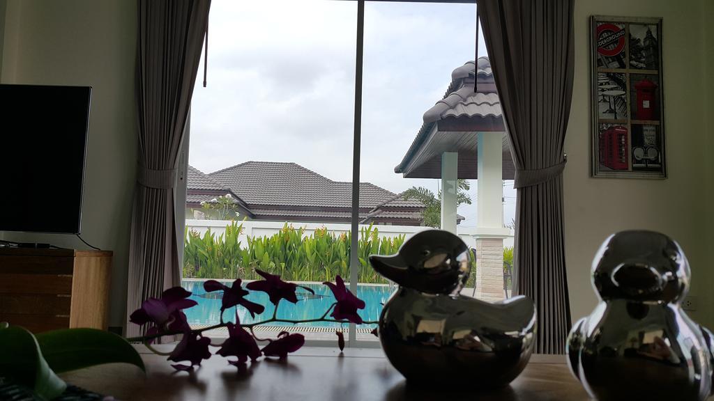 Unique Paradise Resort Bang Lamung Exterior photo
